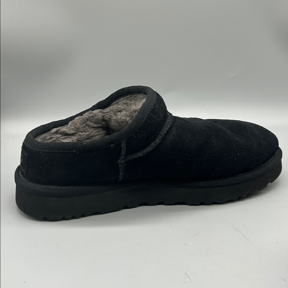 UGG Classic Suede Slippers Sz 9 - Picture 8 of 9